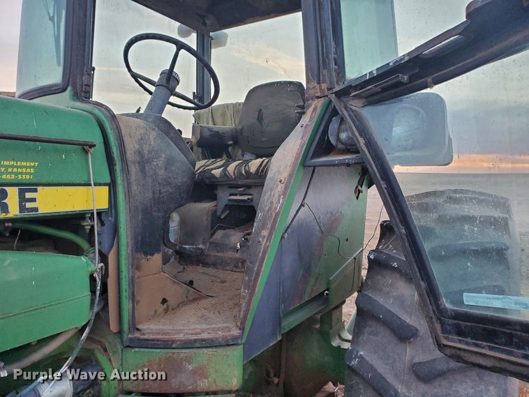 image for item HW9633 1976 John Deere 4630  tractor