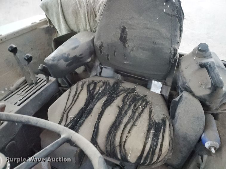 image for item HW9633 1976 John Deere 4630  tractor