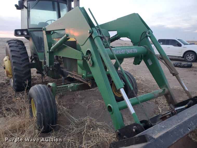 image for item HW9633 1976 John Deere 4630  tractor