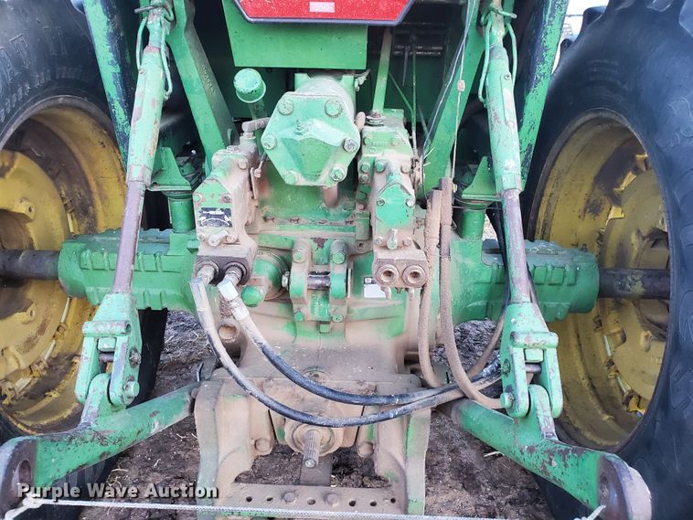 image for item HW9633 1976 John Deere 4630  tractor