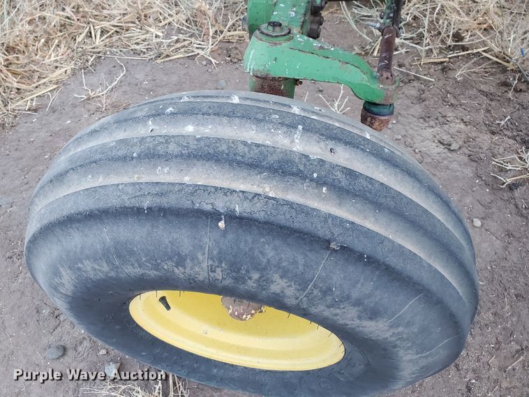 image for item HW9633 1976 John Deere 4630  tractor