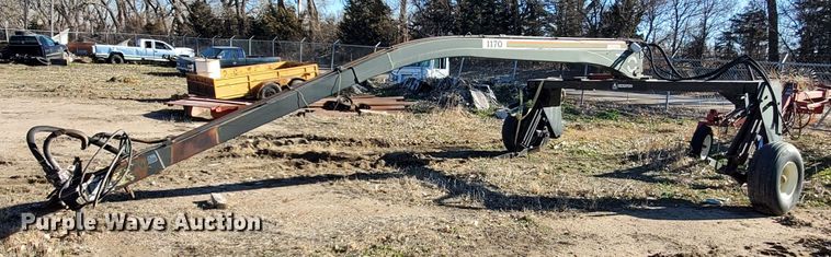 image for item HW9663 Hesston 1170 Hydroswing carriage