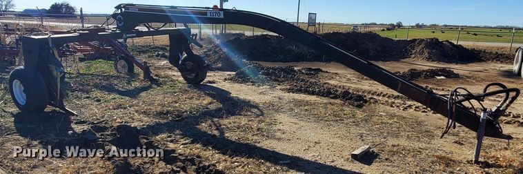 image for item HW9663 Hesston 1170 Hydroswing carriage