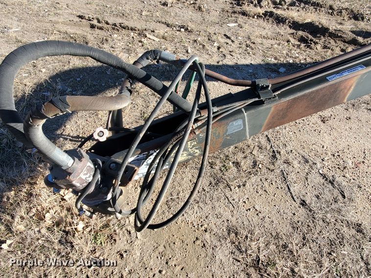 image for item HW9663 Hesston 1170 Hydroswing carriage