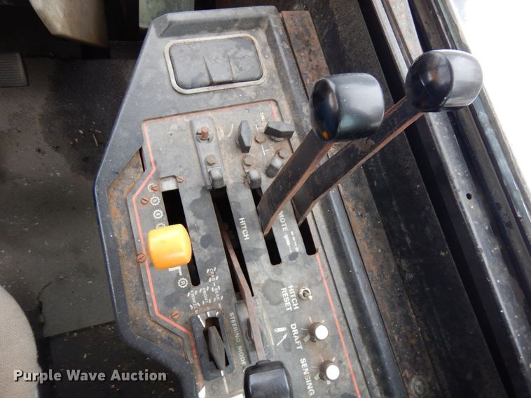 image for item HX9528 Case IH 4894  4WD tractor