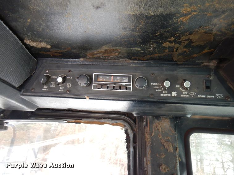 image for item HX9528 Case IH 4894  4WD tractor