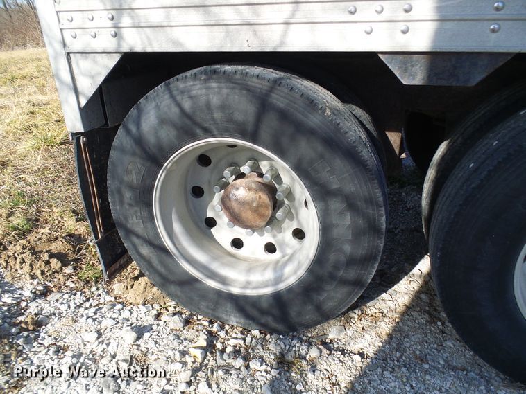 image for item DC2809 1999 Timpte double hopper bottom grain trailer