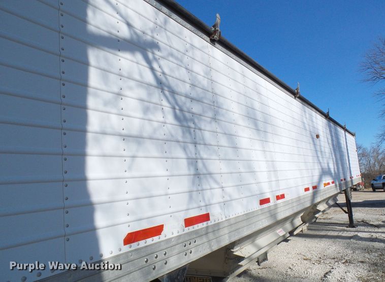 image for item DC2809 1999 Timpte double hopper bottom grain trailer