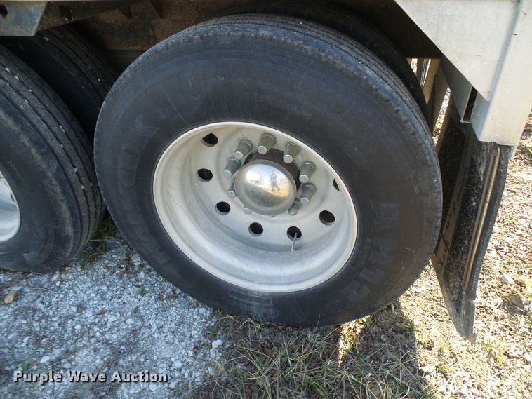 image for item DC2809 1999 Timpte double hopper bottom grain trailer