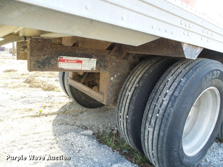 image for item DC2809 1999 Timpte double hopper bottom grain trailer