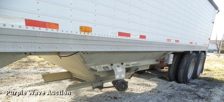 image for item DC2809 1999 Timpte double hopper bottom grain trailer