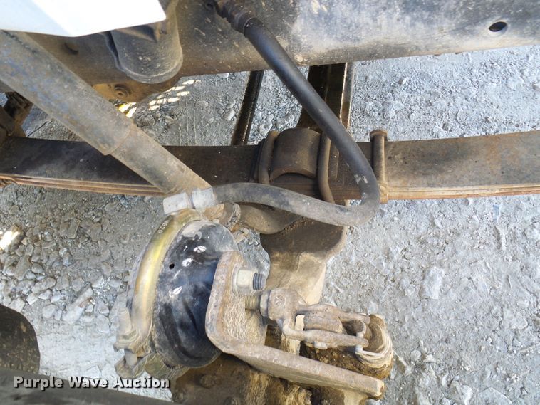 image for item DC2810 1993 International 8100  semi truck