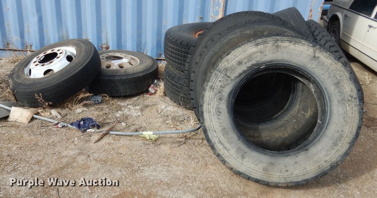 image for item DG8410 (9) tires