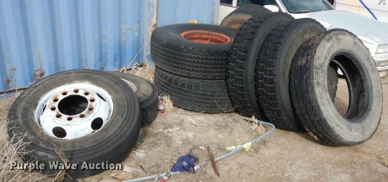 image for item DG8410 (9) tires