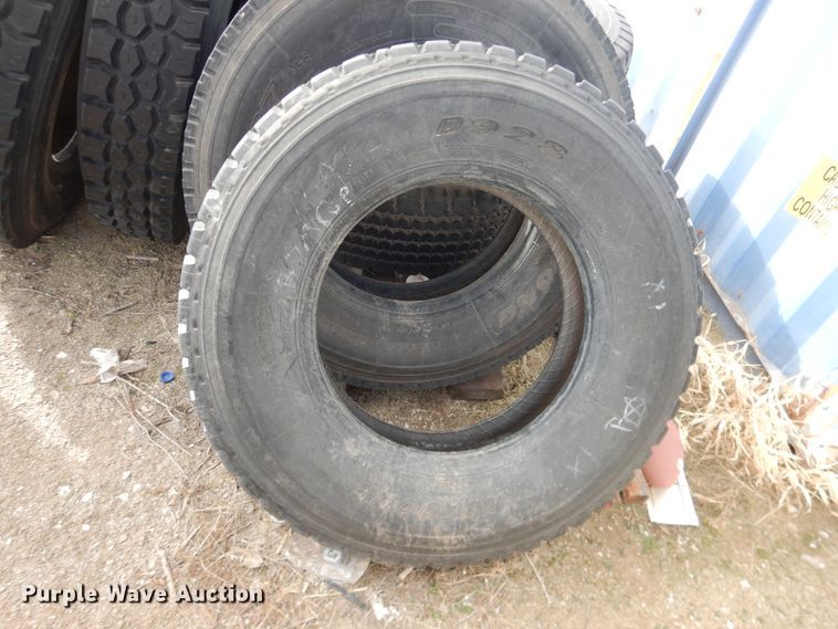 image for item DG8410 (9) tires