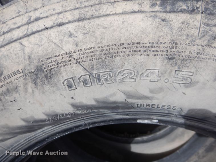 image for item DG8410 (9) tires
