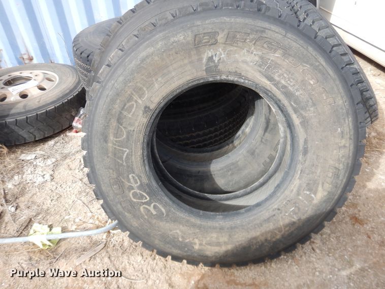 image for item DG8410 (9) tires