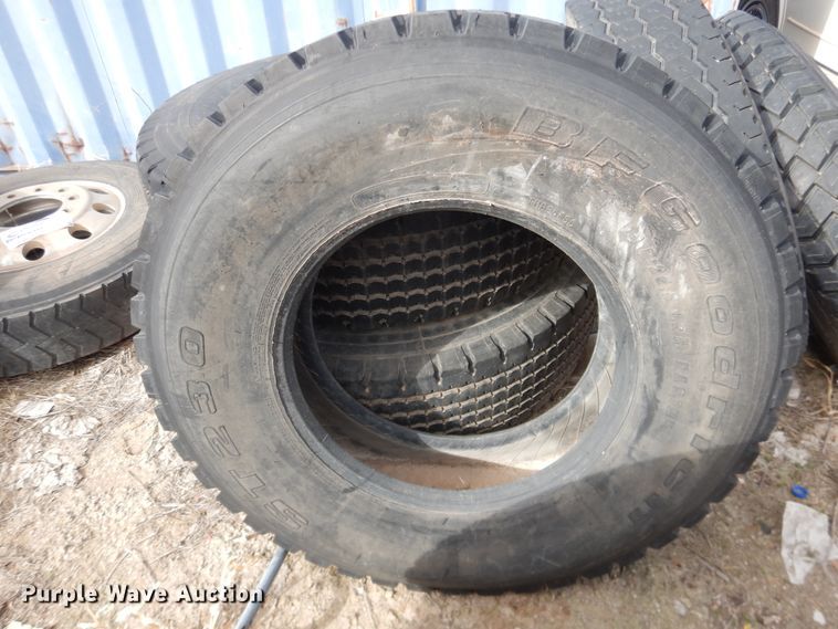 image for item DG8410 (9) tires