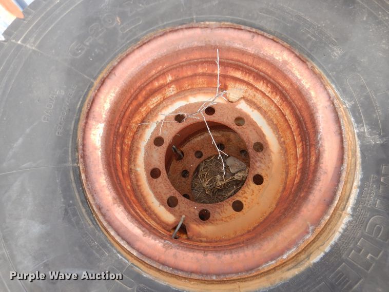 image for item DG8410 (9) tires