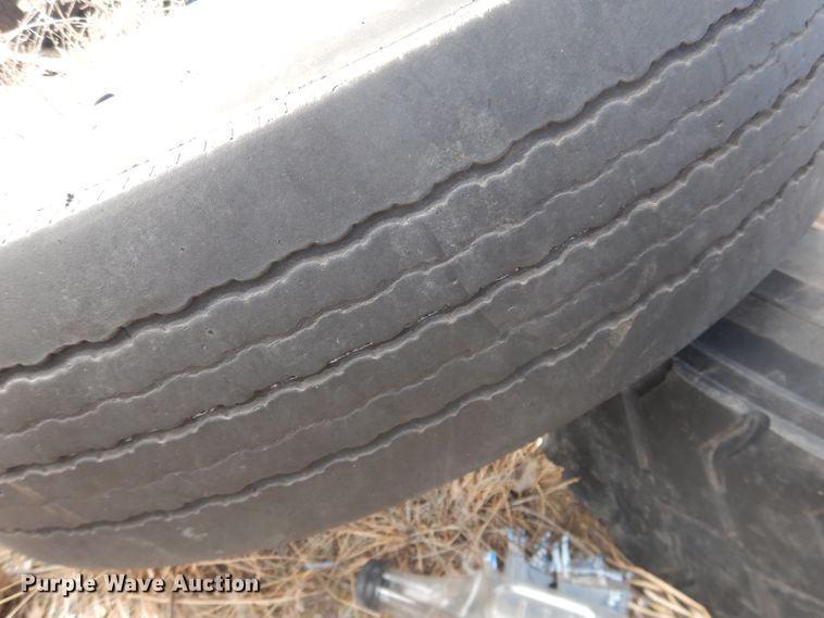 image for item DG8410 (9) tires