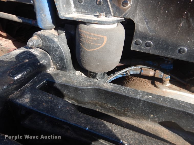 image for item DG8411 2007 Peterbilt 379  semi truck