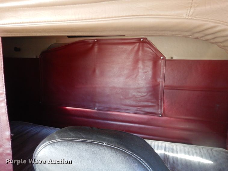 image for item DG8411 2007 Peterbilt 379  semi truck