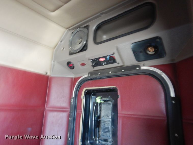 image for item DG8411 2007 Peterbilt 379  semi truck