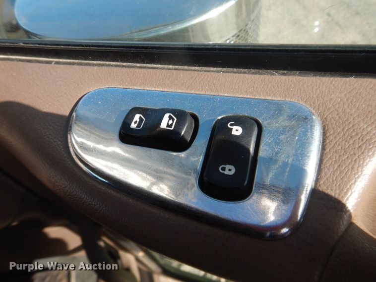 image for item DG8411 2007 Peterbilt 379  semi truck