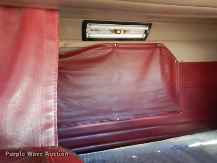 image for item DG8411 2007 Peterbilt 379  semi truck