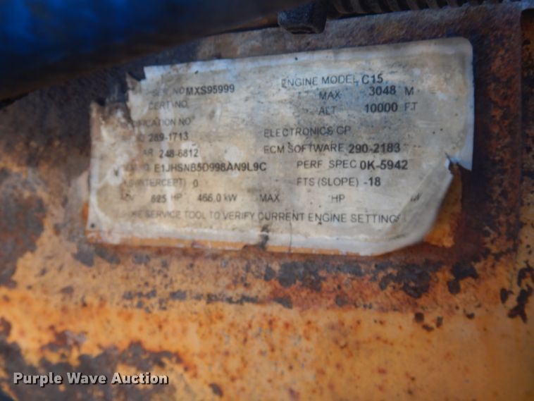 image for item DG8411 2007 Peterbilt 379  semi truck