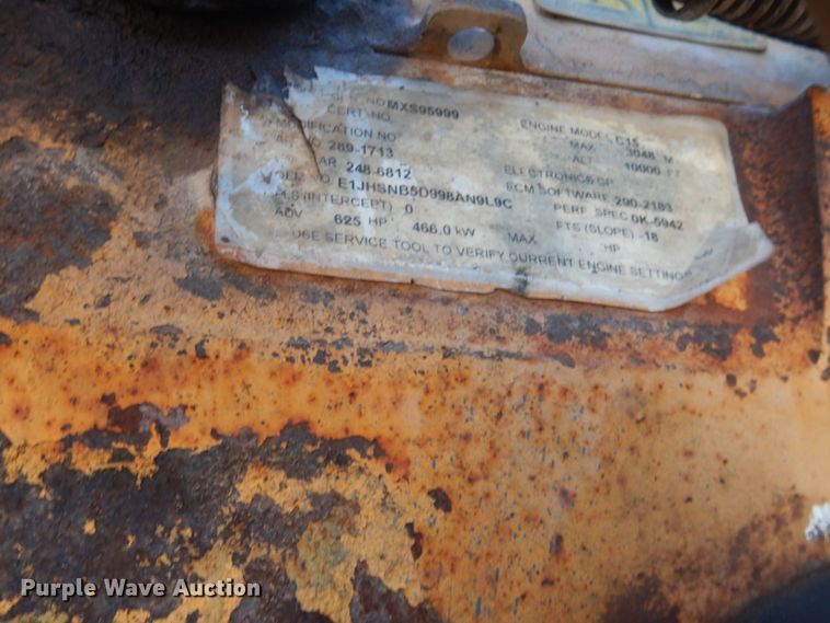 image for item DG8411 2007 Peterbilt 379  semi truck