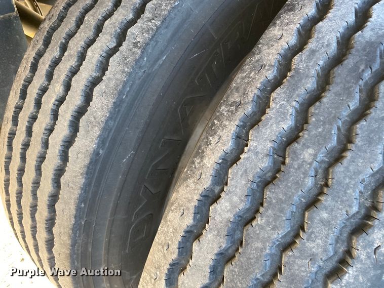 image for item DG8412 2017 Timpte  double hopper bottom grain trailer