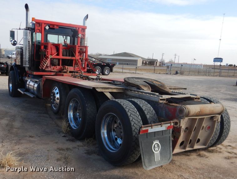 image for item DG8414 2006 Kenworth T800  winch truck