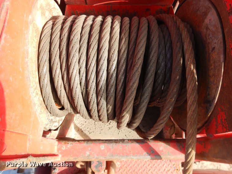 image for item DG8414 2006 Kenworth T800  winch truck