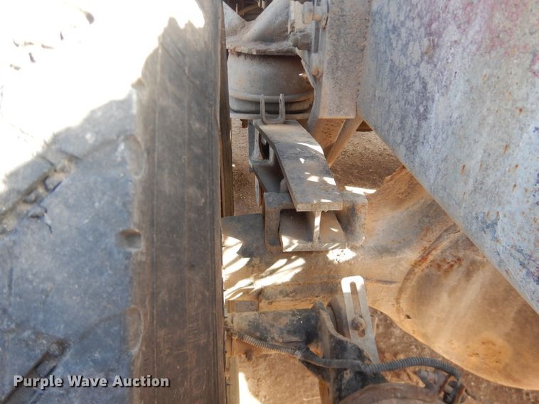 image for item DG8414 2006 Kenworth T800  winch truck