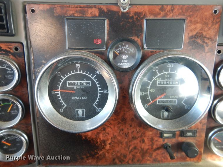 image for item DG8414 2006 Kenworth T800  winch truck