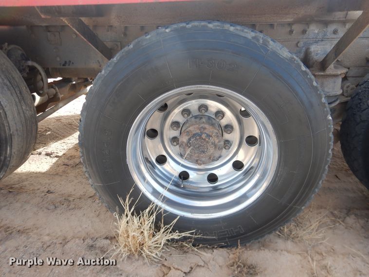 image for item DG8414 2006 Kenworth T800  winch truck