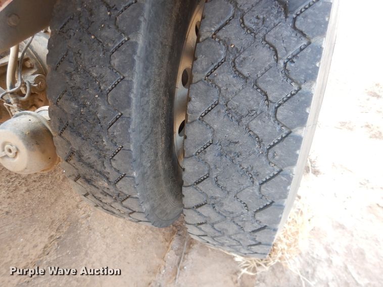 image for item DG8414 2006 Kenworth T800  winch truck