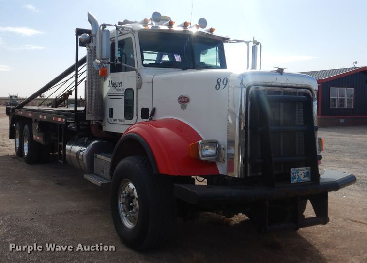 image for item DG8415 2007 Peterbilt 357  winch truck