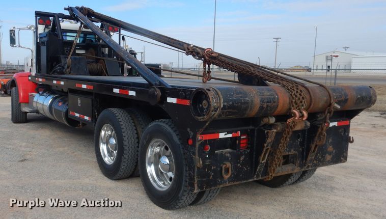 image for item DG8415 2007 Peterbilt 357  winch truck