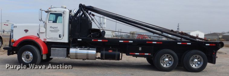 image for item DG8415 2007 Peterbilt 357  winch truck