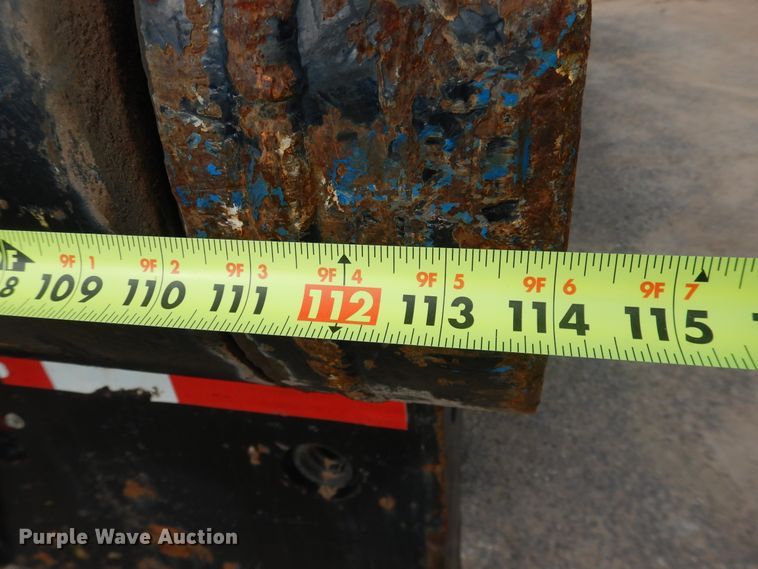 image for item DG8415 2007 Peterbilt 357  winch truck