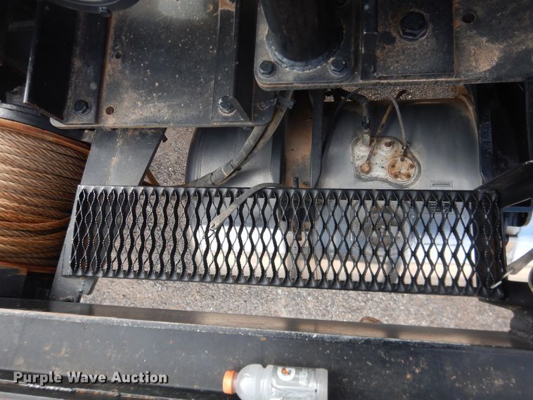 image for item DG8415 2007 Peterbilt 357  winch truck