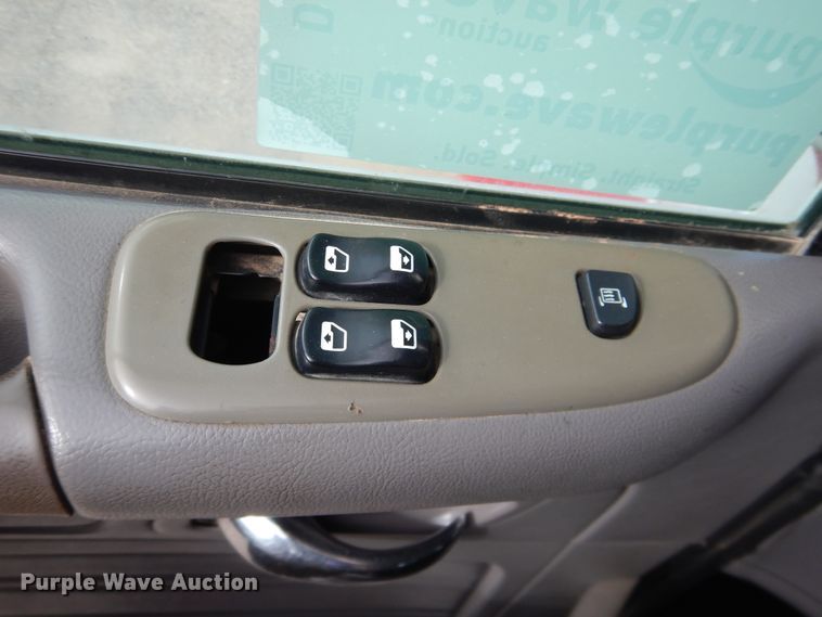 image for item DG8415 2007 Peterbilt 357  winch truck