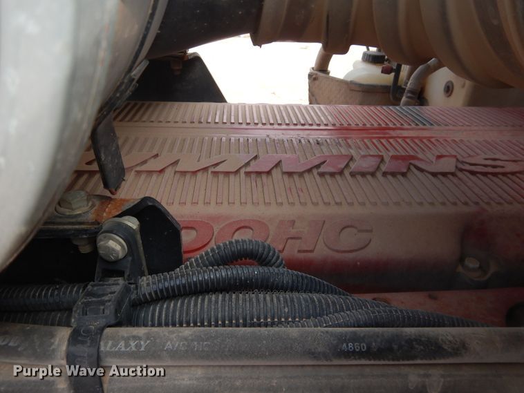 image for item DG8415 2007 Peterbilt 357  winch truck