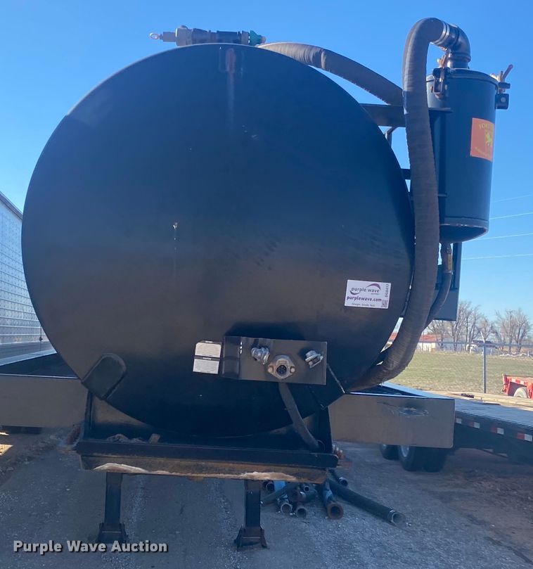 image for item DG8417 2012 Fortitude tank trailer