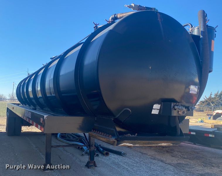 image for item DG8417 2012 Fortitude tank trailer