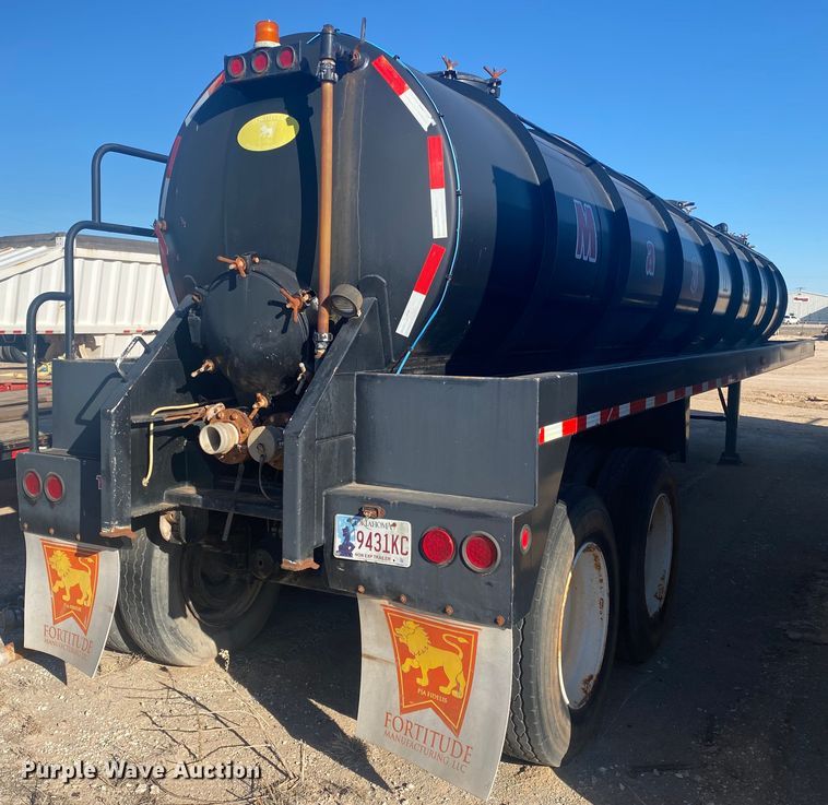 image for item DG8417 2012 Fortitude tank trailer