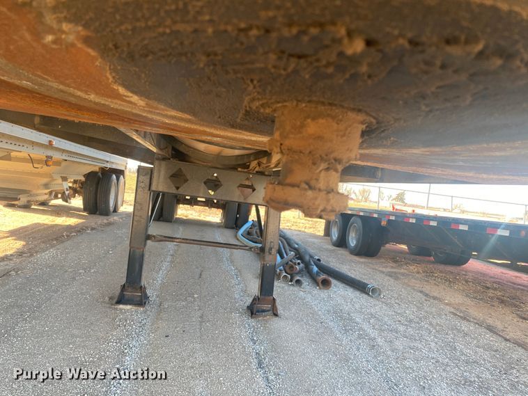 image for item DG8417 2012 Fortitude tank trailer