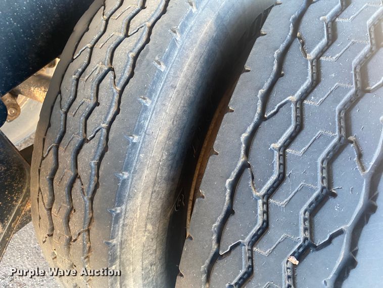 image for item DG8417 2012 Fortitude tank trailer